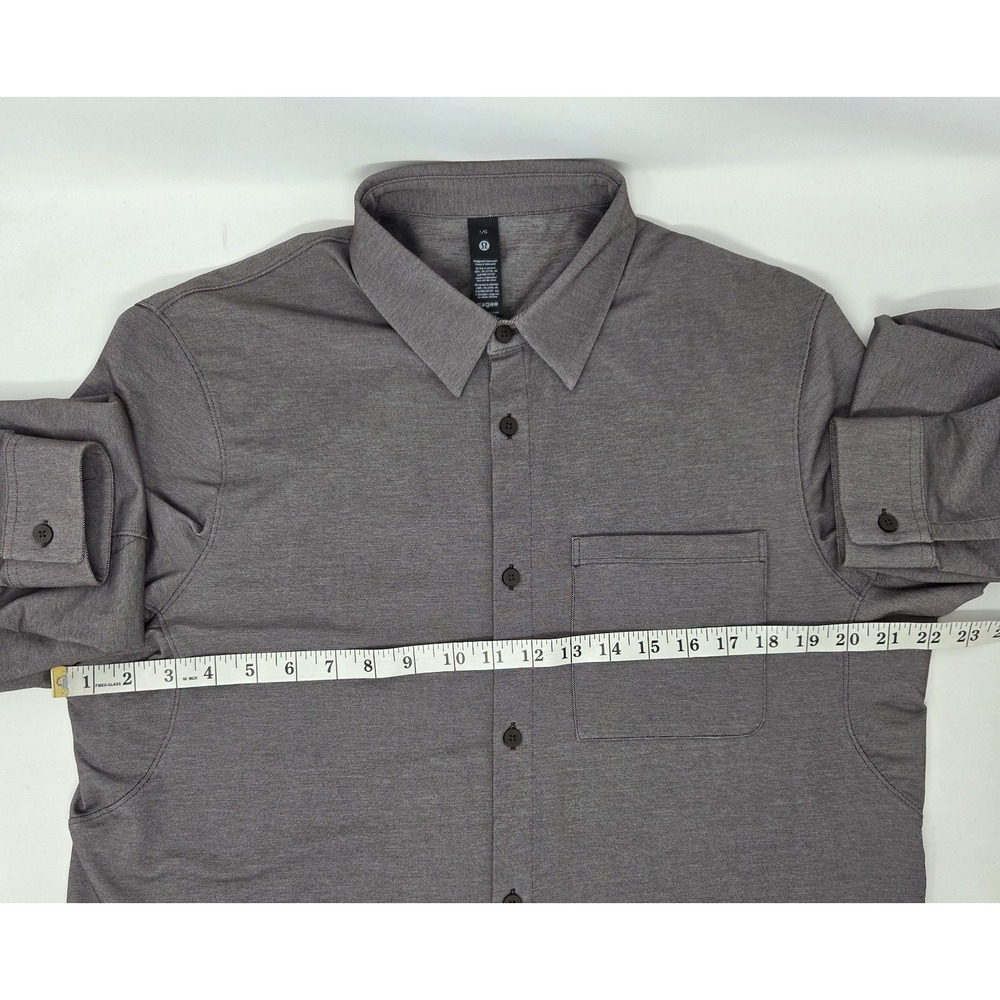 Men's Lululemon Commission Long-Sleeve Shirt Pocket - Picture 4 of 6
